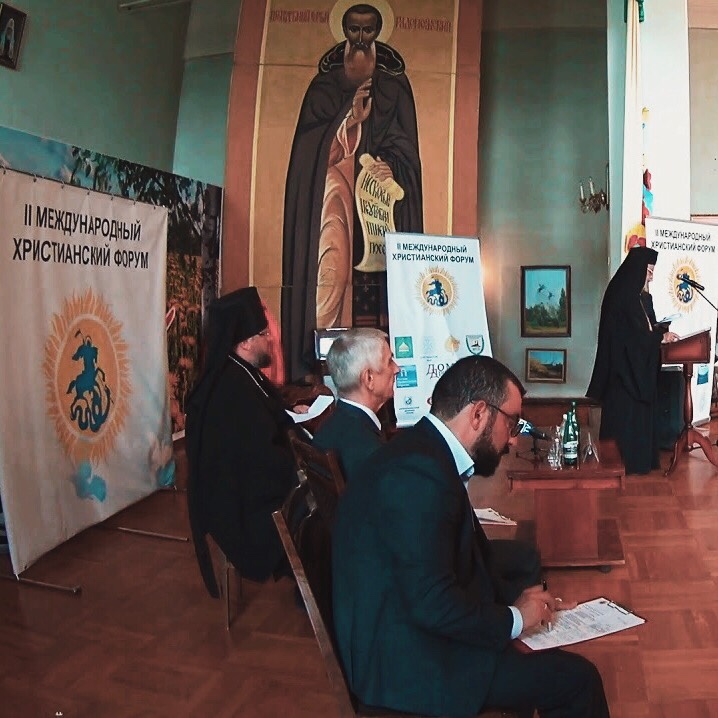Проблему информационной безопасности и духовного воспитания молодежи обсудили на II Международном христианском форуме в Волгограде